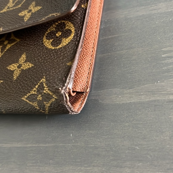 AUTHENTIC LV MONOGRAM INTERNATIONAL WALLET TH1919 - Picture 8 of 8